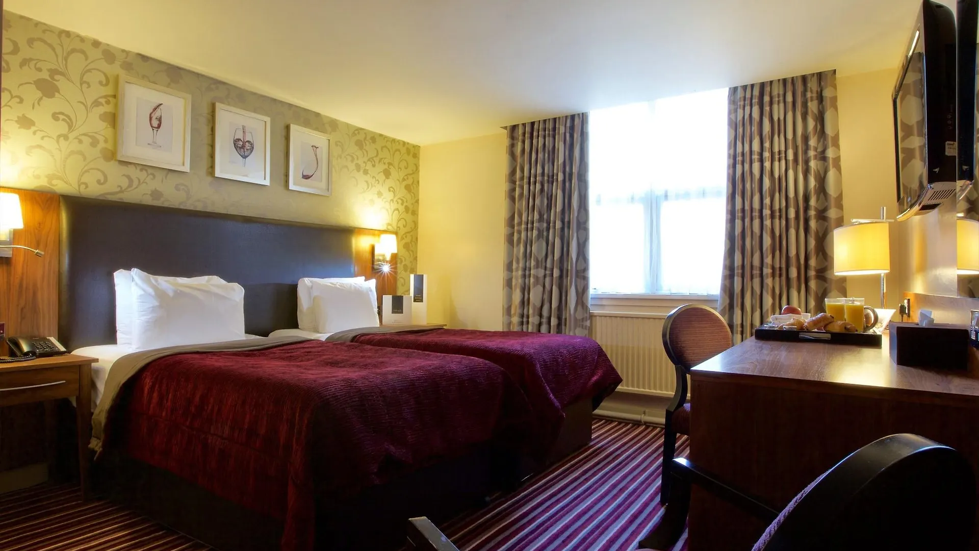 Gloucester Robinswood Hotel, BW Signature Collection