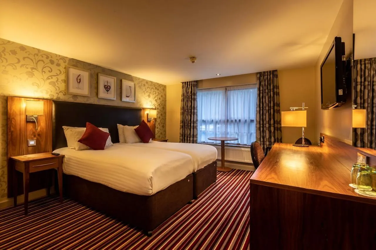 Gloucester Robinswood Hotel, BW Signature Collection Hotel